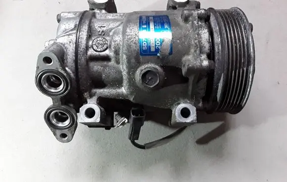 Volvo C30 Air conditioning (A/C) compressor (pump) 3M5H19D629TA