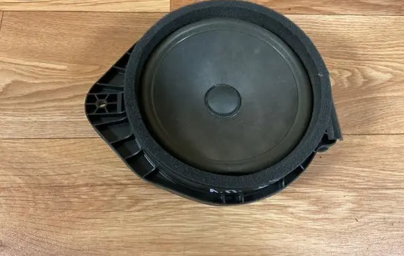 Opel Insignia A Front door speaker