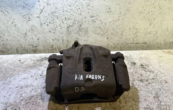KIA Carens I Front brake caliper