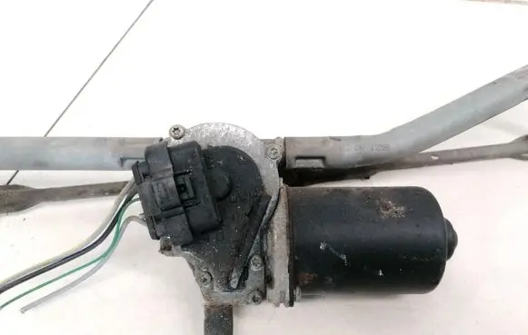 Fiat Punto (188) Wiper motor 60511005 TGE511