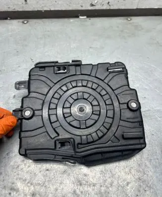 Peugeot 2008 I Other engine bay part 9688828380