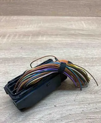 BMW 3 E90 E91 Plug wire 7796786 09449211 USED