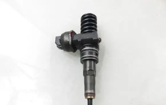 Audi A4 S4 B6 8E 8H Fuel injector 0414720037 038130073AJ