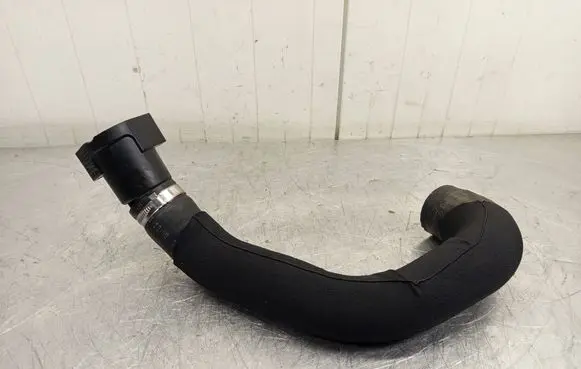 Audi A4 S4 B8 8K Intercooler hose/pipe 8K0145738AH