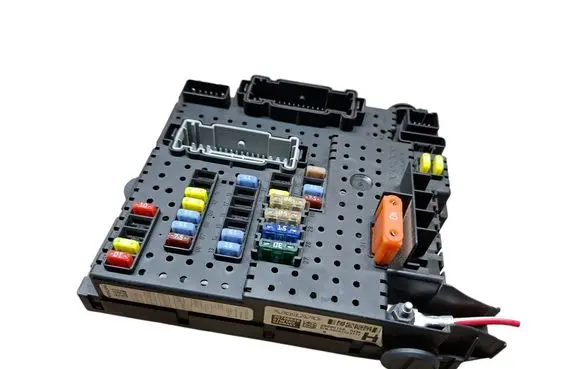Volvo V70 Fuse module 30786646