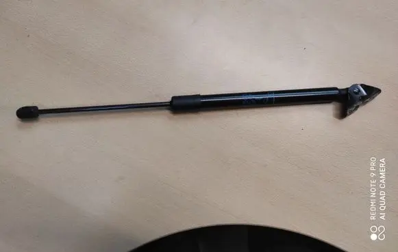 Citroen C3 Aircross Tailgate/trunk strut/damper 39197491