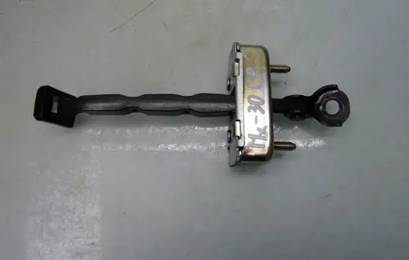 Mazda MX-30 Front door check strap stopper
