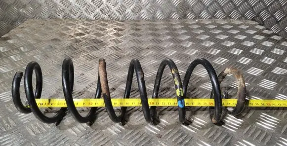 Volkswagen Polo Rear coil spring