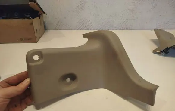 Renault Kangoo II (B) pillar trim (top) 8200640174