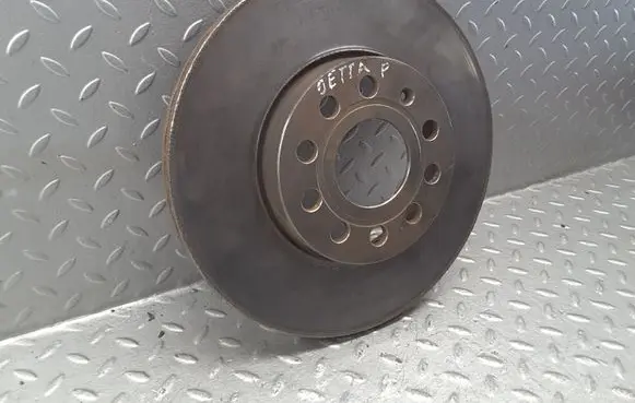 Volkswagen Jetta V Front brake disc 1K0615301T