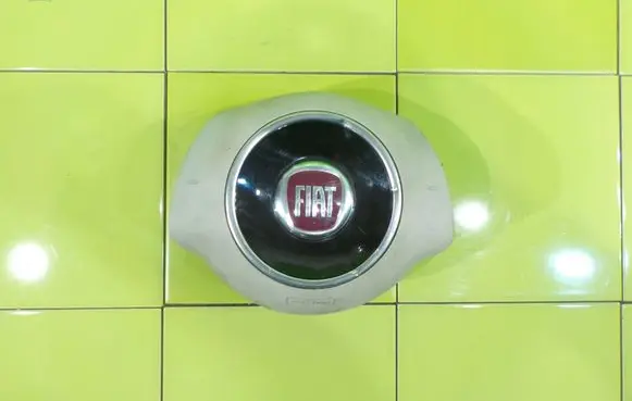 Fiat 500 Steering wheel airbag 61924051C