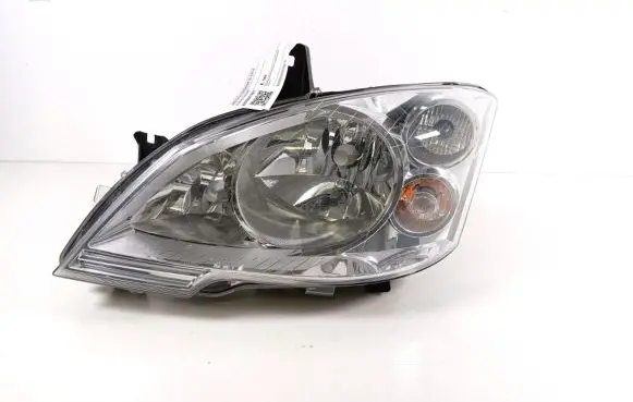 Mercedes-Benz Vito Viano W639 Headlight/headlamp A6398201861