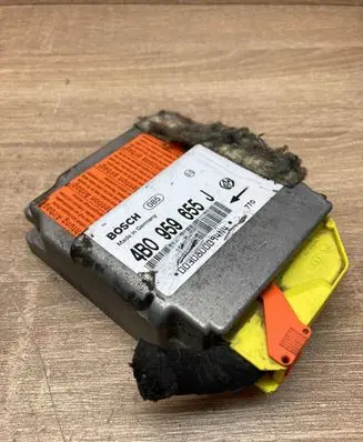 Audi A6 S6 C5 4B Airbag control unit/module 4B0959655J WITHPLUG