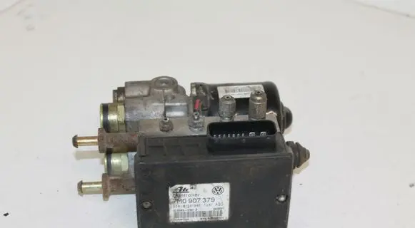 Volkswagen Sharan ABS Pump 7M0614111B 7M0907379