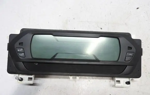 Speedometer (instrument cluster)