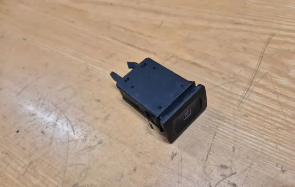 Hyundai Sonata Windscreen/window heater switch 1J0953235B 1J0953235A 1J0959621B