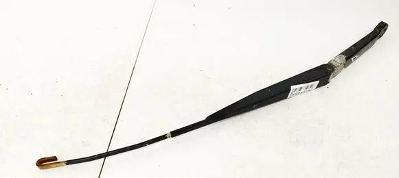 Front wiper blade arm