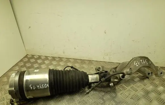 Volvo XC60 Front air suspension shock absorber 32269552