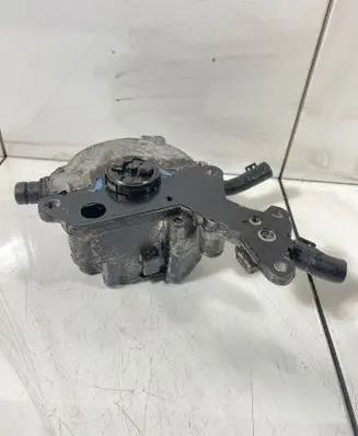Audi A4 S4 B8 8K Fuel injection high pressure pump 038145209M V130