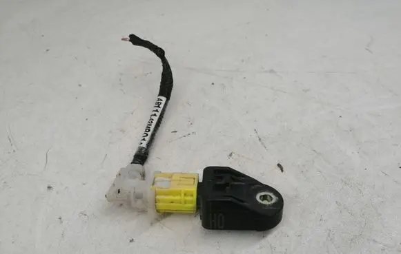 Toyota RAV 4 (XA40) Airbag deployment crash/impact sensor 8917312180 EMG75M