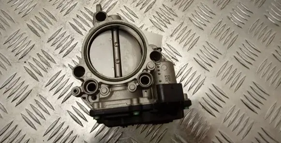 BMW 2 F22 F23 Throttle valve A2C80221600 8623324
