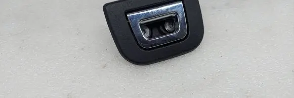 BMW 5 GT F07 Tie down hook / loop 