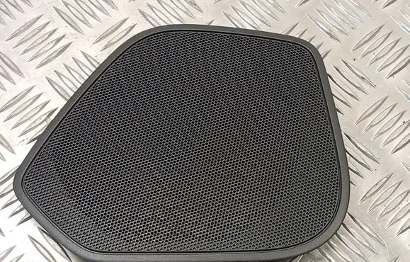 Audi Q3 8U Rear door speaker cover trim 8U0035435