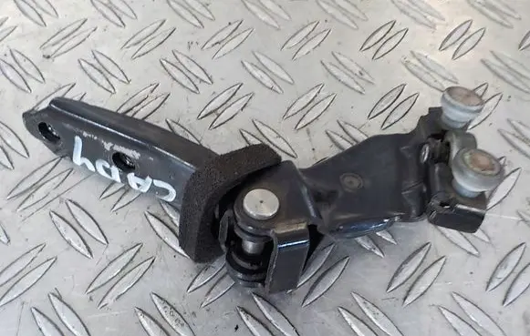 Volkswagen Caddy Sliding door middle roller runner 2K0843336A