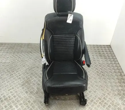 Land Rover Discovery 5 Front passenger seat HY3262900DB HY3264416DB