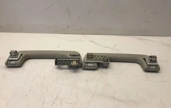 Rear interior roof grab handle