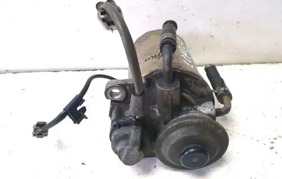 Toyota Corolla Verso AR10 Fuel filter bracket/mount holder 30215