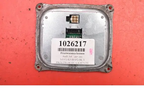 Audi A4 S4 B8 8K Voltage converter/converter module 1307329218