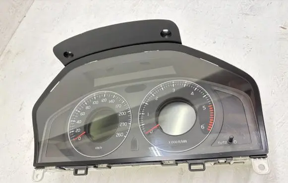 Volvo S80 Speedometer (instrument cluster) 30786623AB