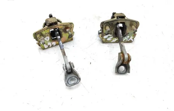 Citroen C3 Pluriel Front door check strap stopper 