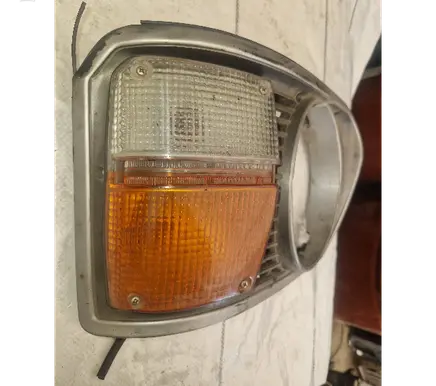 Toyota Land Cruiser (FJ60) Under headlight/headlamp trim 5313290a00