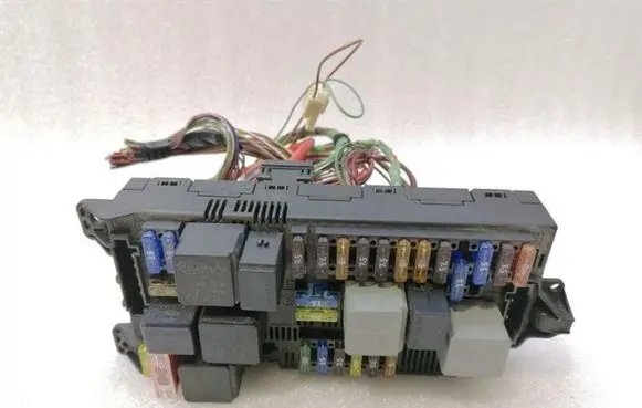 Mercedes-Benz CLS C219 SAM control unit A2115455301