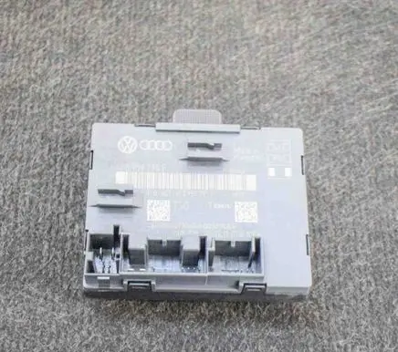 Audi Q7 4L Door control unit/module 4F0959795P