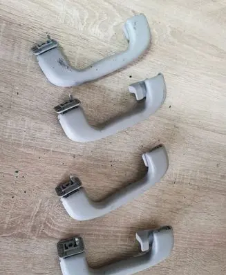 Opel Zafira B Front interior roof grab handle
