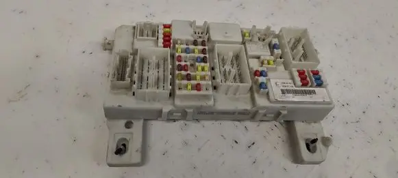 Ford C-MAX II Fuse module 8M5T14014