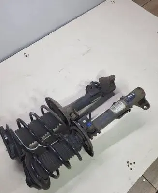 Mercedes-Benz C W204 Front shock absorber/damper A2043202166