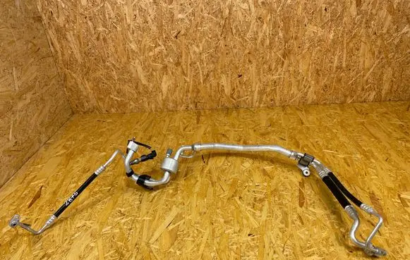 Citroen C4 Grand Picasso Air conditioning (A/C) pipe/hose 9675103680