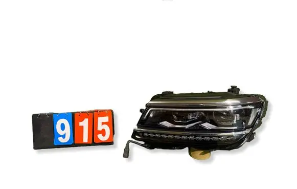 Volkswagen Tiguan Headlight/headlamp 030110123505 5NN941081C