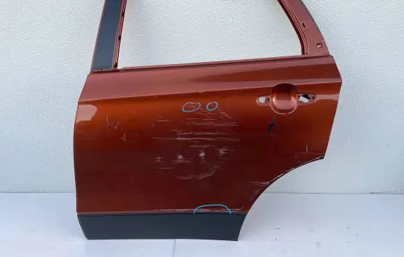 Suzuki SX4 S-Cross Rear door