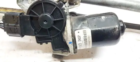 Land Rover Discovery 3 - LR3 Wiper motor 9501241 95012-41