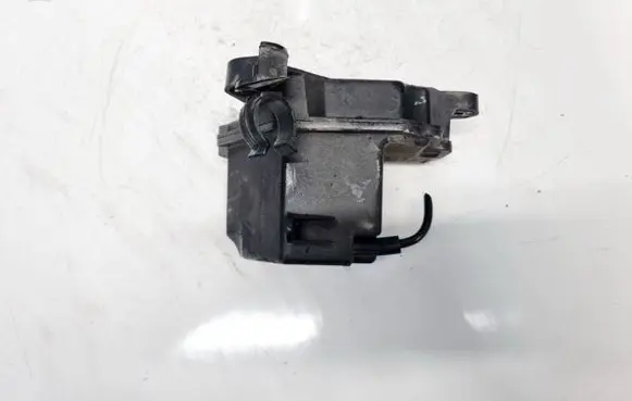 Vacuum air tank
