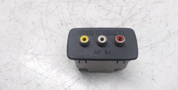 Subaru Outback AUX in-socket connector 