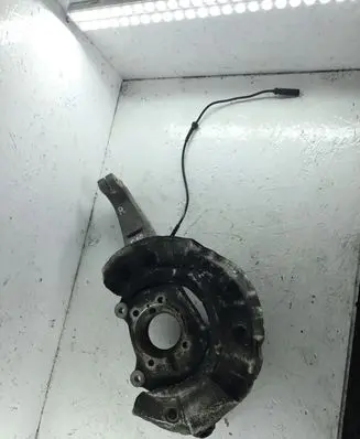 BMW 5 F10 F11 Front wheel hub AIMGSICU