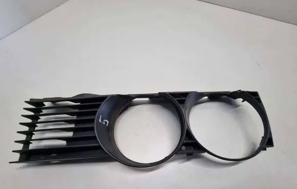 Under headlight/headlamp trim