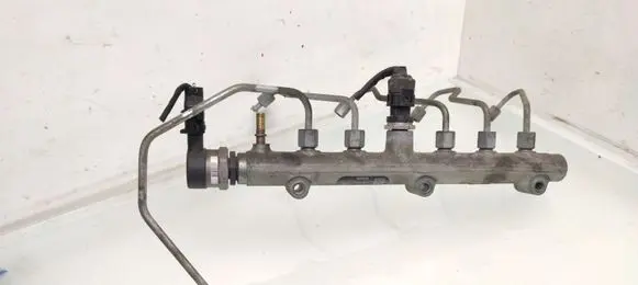 Fuel main line pipe