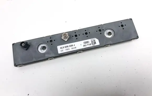Audi Q7 4L Aerial antenna amplifier 4L0035225J